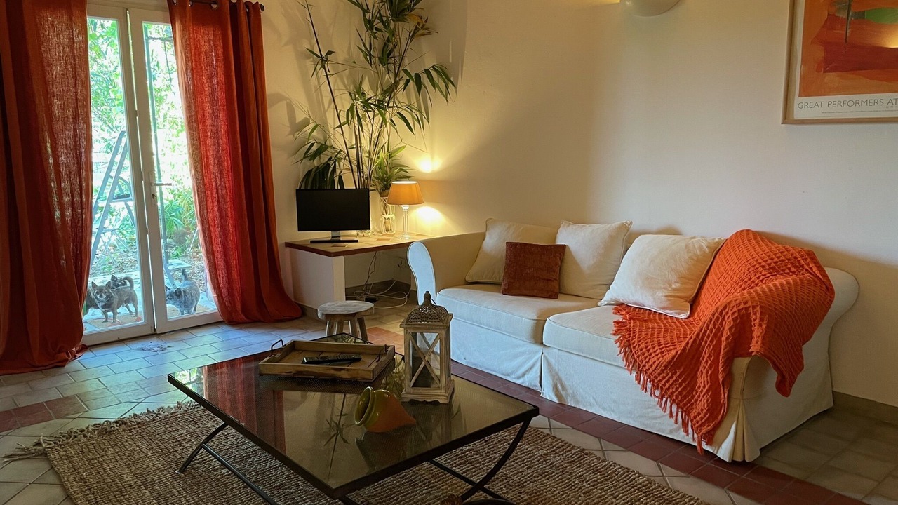 Photo of Livingroom in Chateauneuf-de-Gadagne