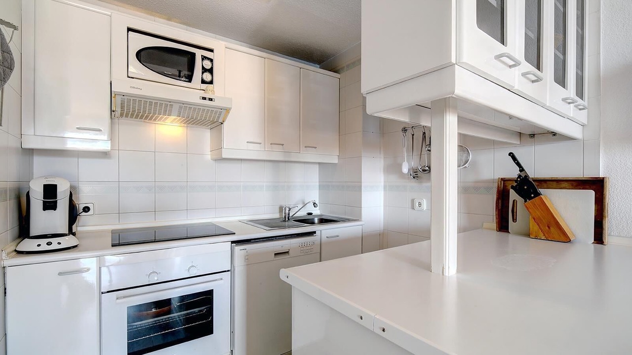 Photo of Kitchen in New Golden Mile