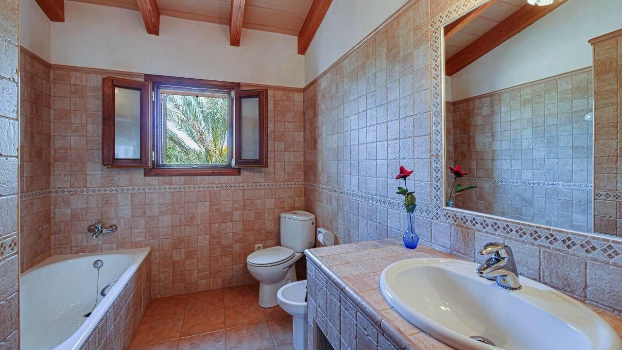 Photo of Bathroom in Campos