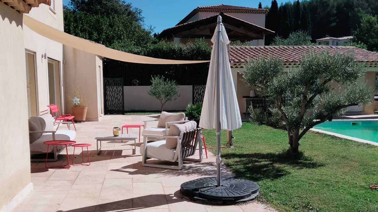 Photo of Patio Balcony in Mimet