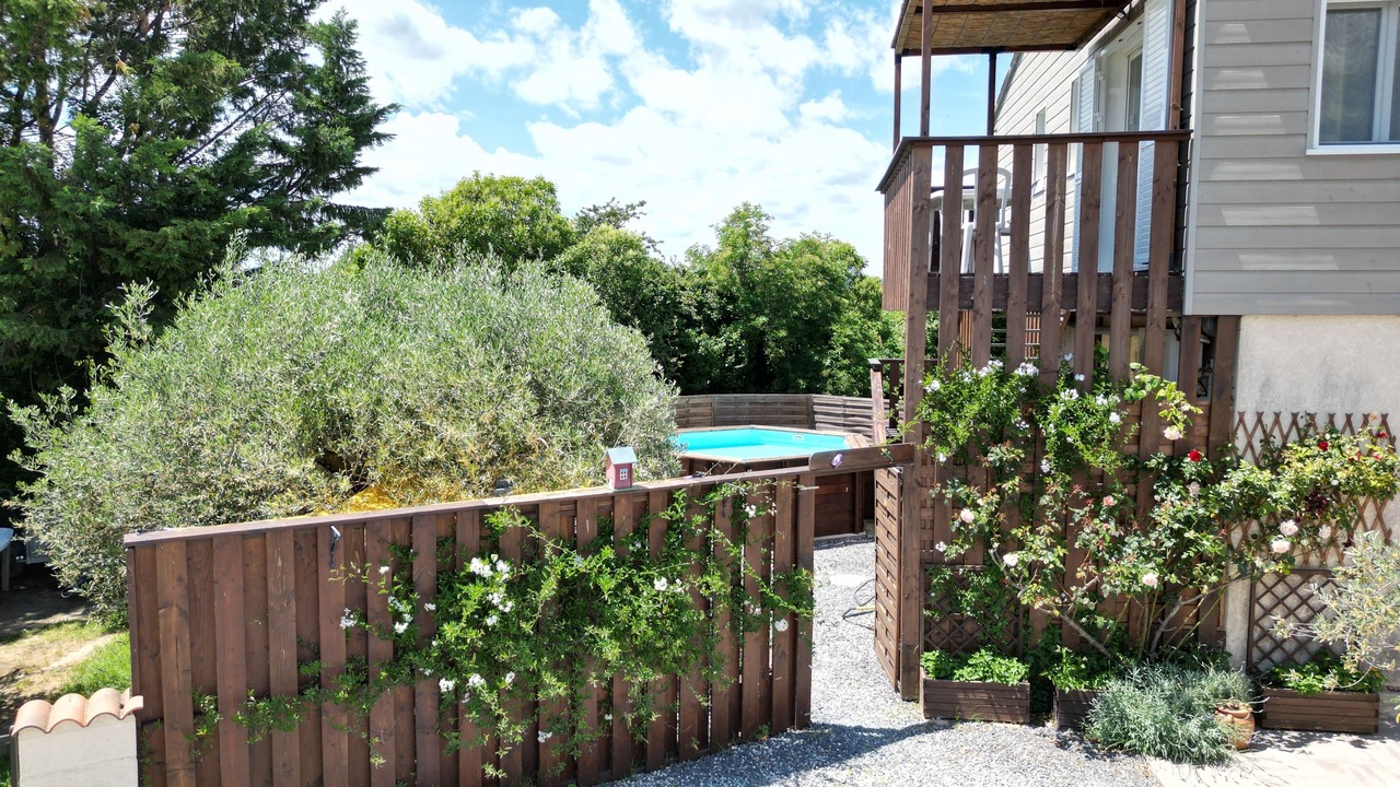 Photo of Outdoor in Euzet-les-Bains