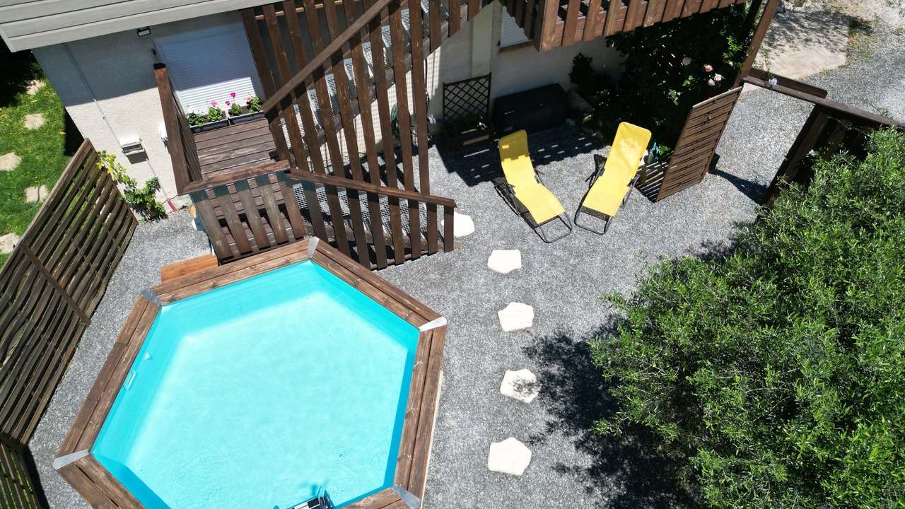 Photo of Patio Balcony in Euzet-les-Bains