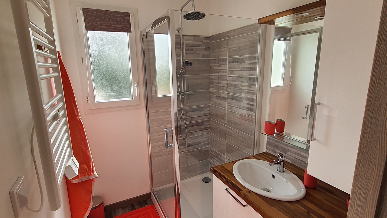 Photo of Bathroom in Euzet-les-Bains