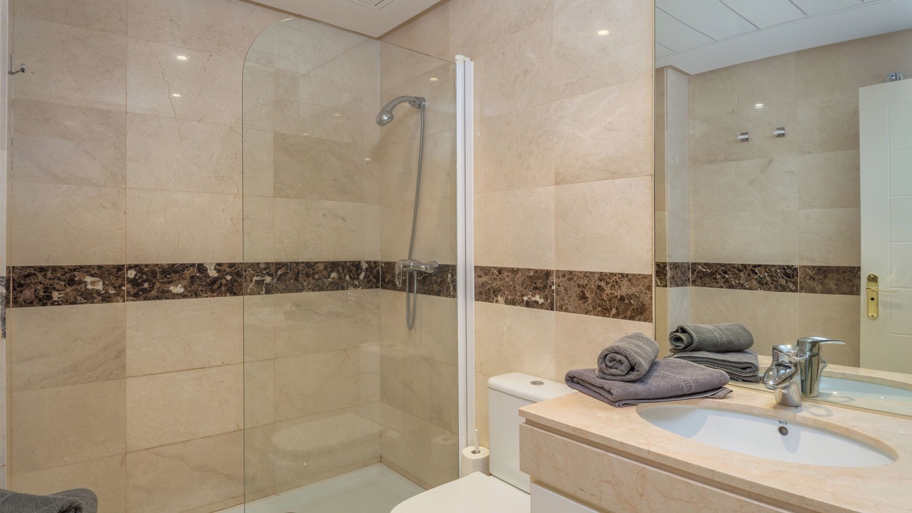 Photo of Bathroom in New Golden Mile
