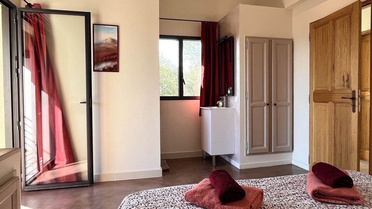 Photo of Bedroom in Lumiere