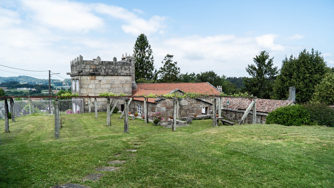 Photo of Outdoor in Meis