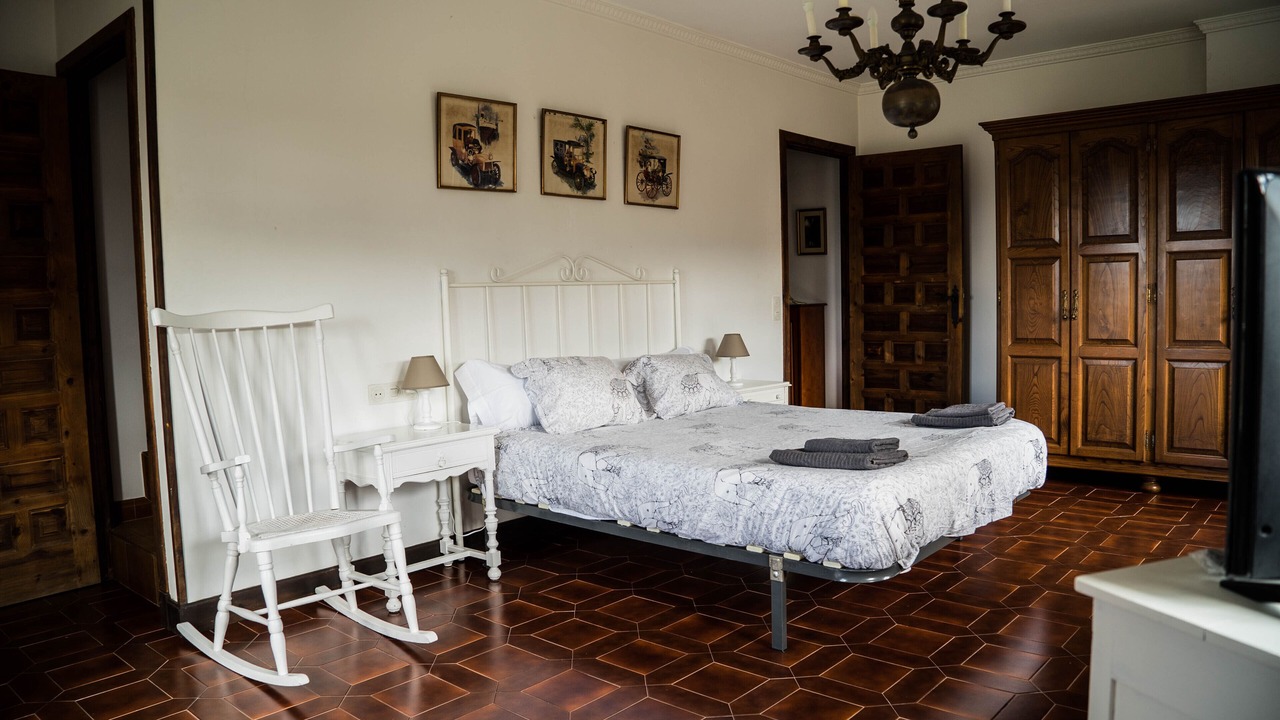 Photo of Bedroom in Meis