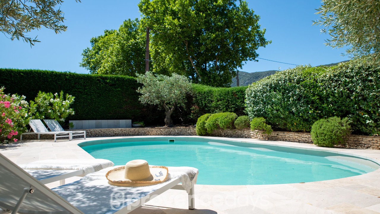 Photo of Outdoor in Maubec