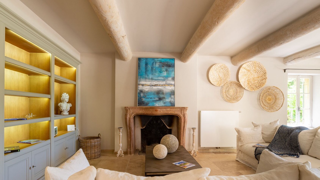 Photo of Livingroom in Maubec