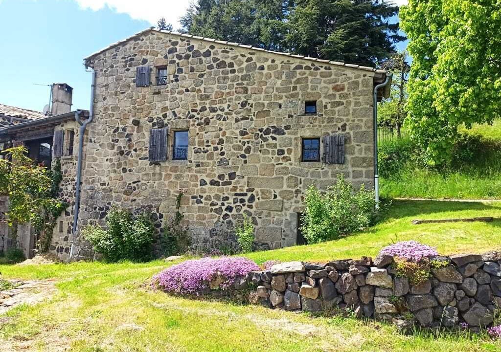 Photo of Outdoor in Pourcheres