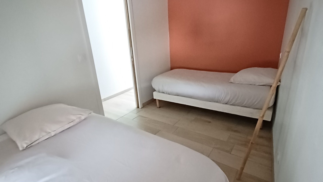 Photo of Bedroom in Saint-Barthelemy-le-Plain