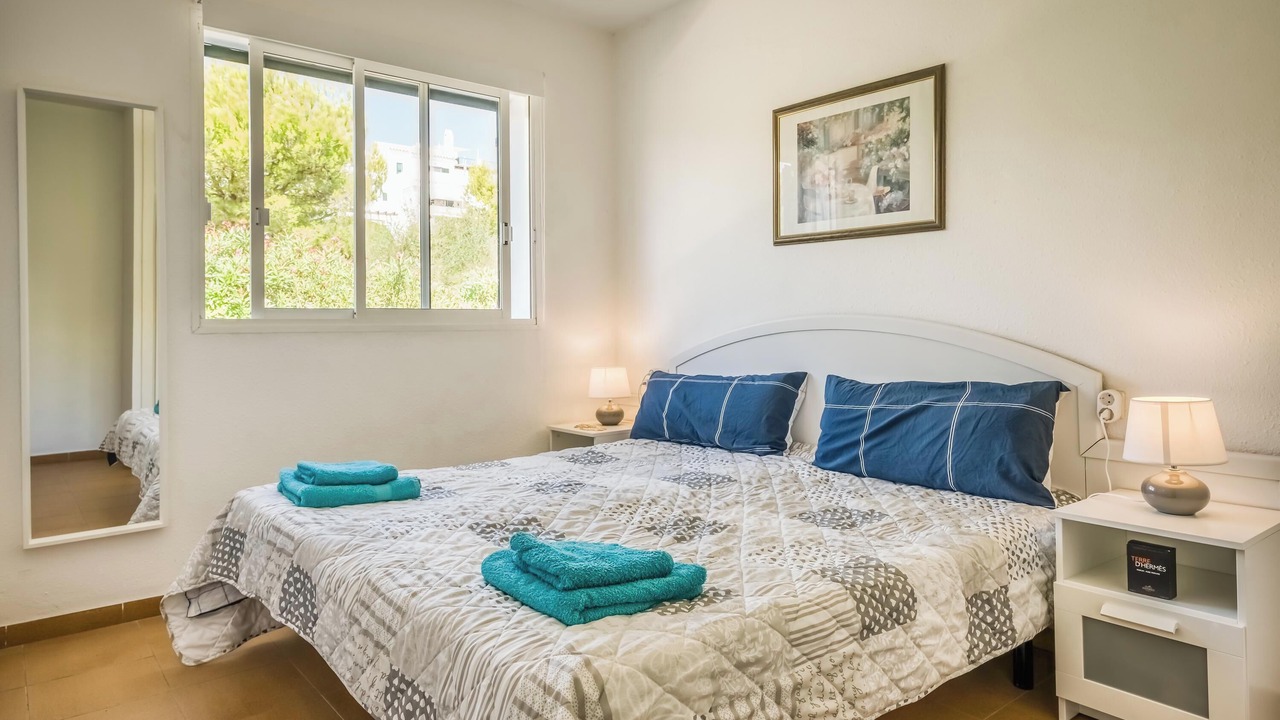 Photo of Bedroom in Coves Noves
