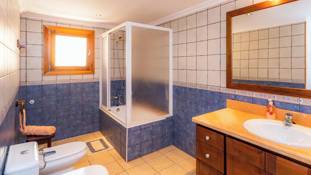 Photo of Bathroom in Cala Llombards