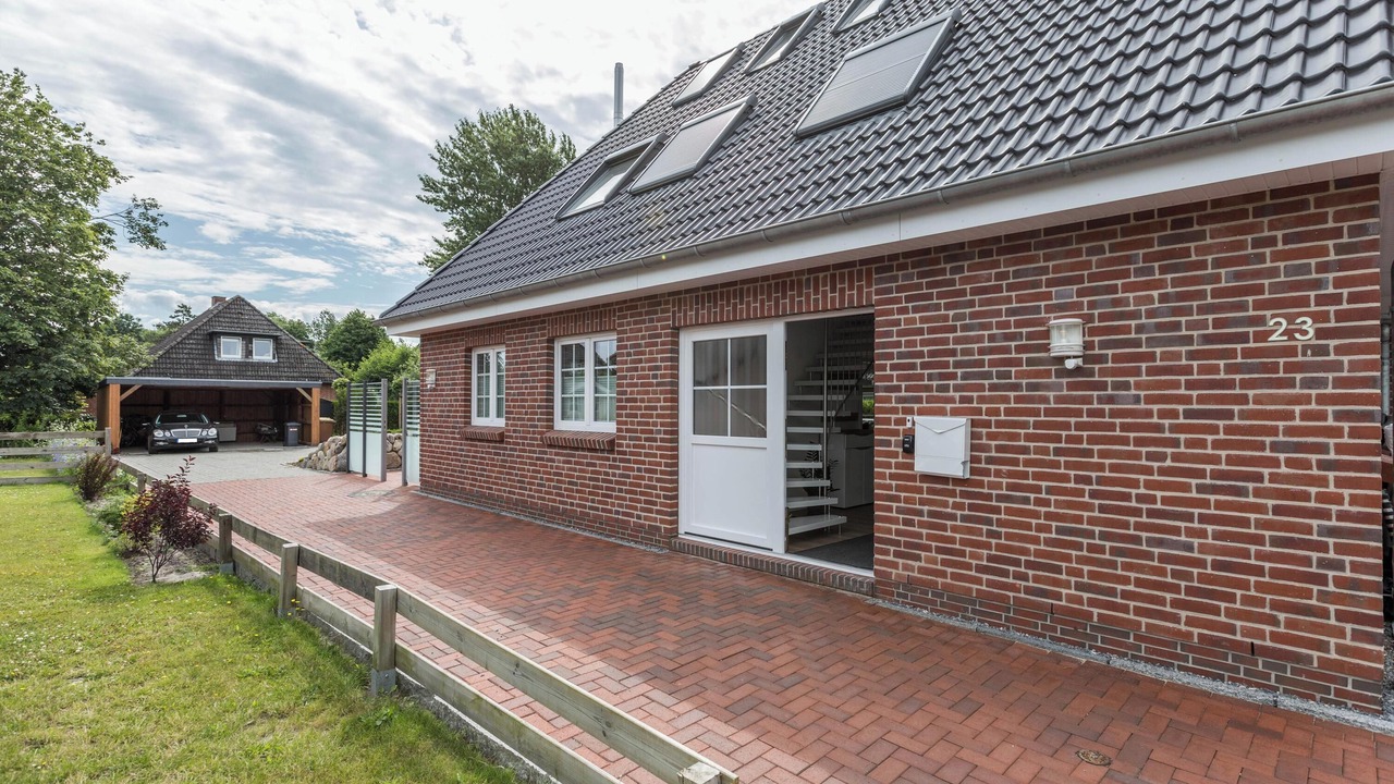 Photo of Outdoor in Tating