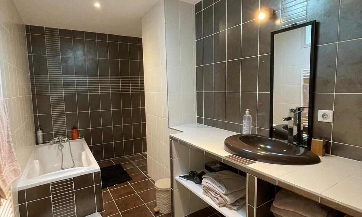 Photo of Bathroom in Tain-l'Hermitage