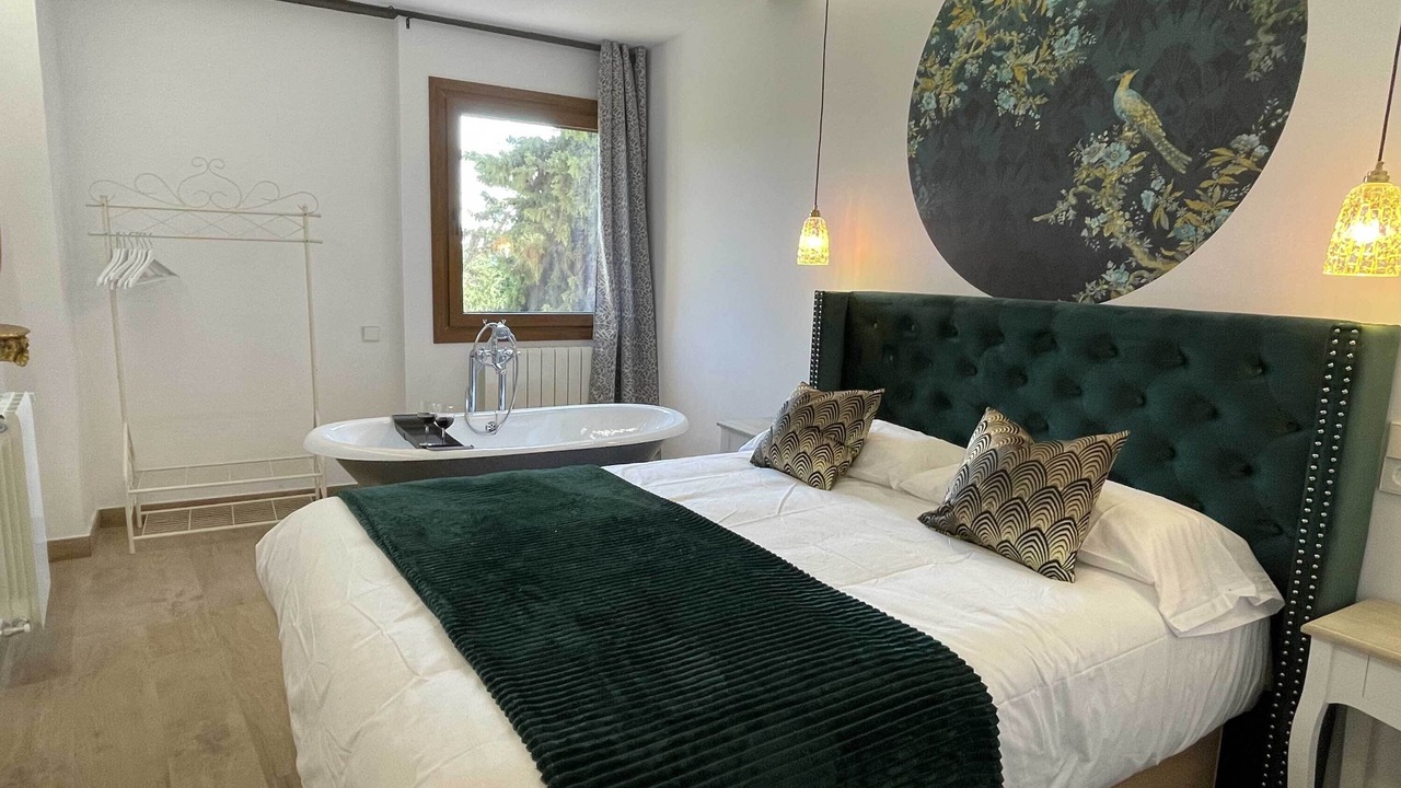 Photo of Bedroom in Montejo de la Sierra