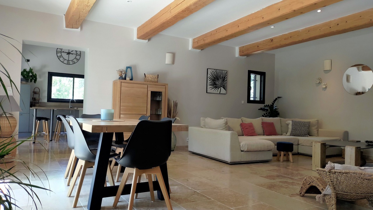 Photo of Livingroom in Eygalieres