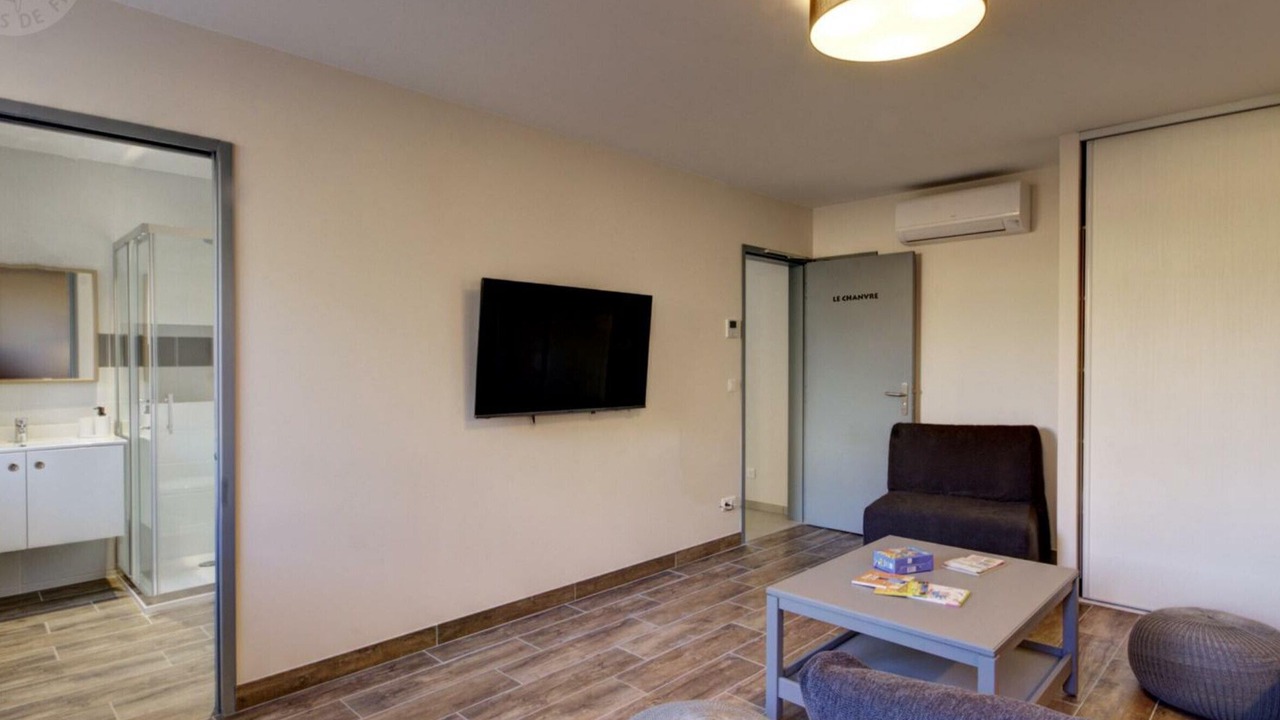 Photo of Livingroom in Montchal