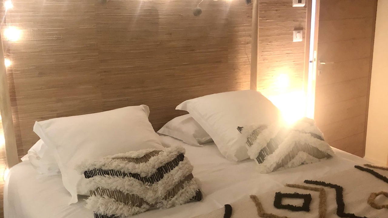 Photo of Bedroom in Chateauneuf-de-Gadagne