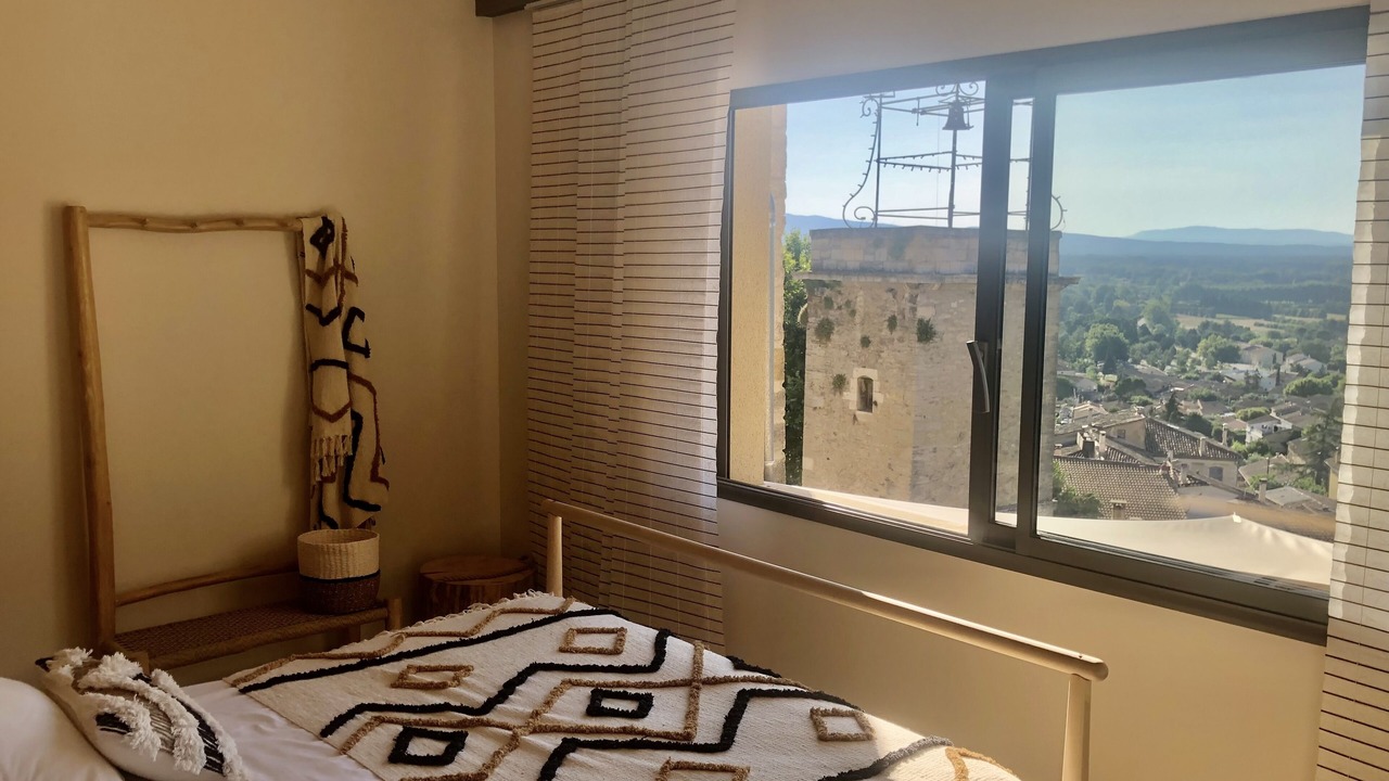 Photo of Bedroom in Chateauneuf-de-Gadagne