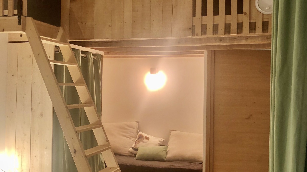 Photo of Bedroom in Chateauneuf-de-Gadagne