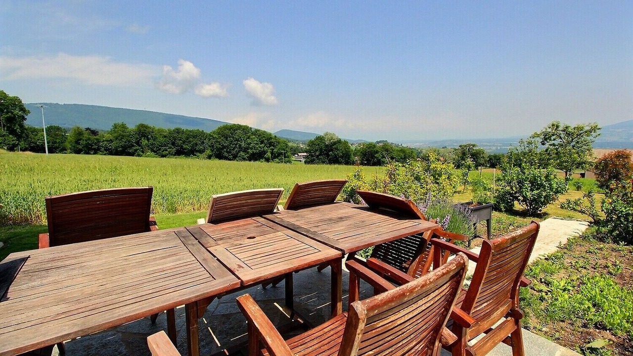 Photo of Outdoor in Pers-Jussy