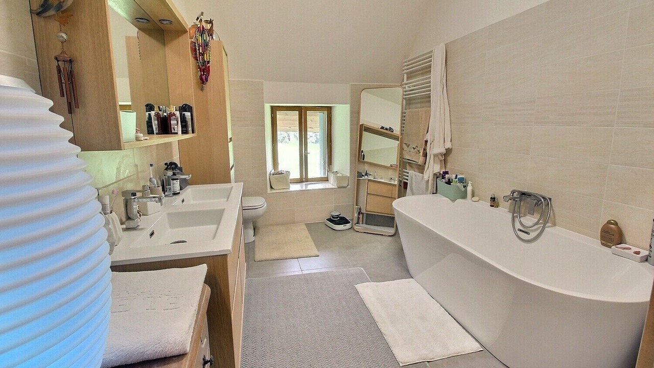 Photo of Bathroom in Pers-Jussy