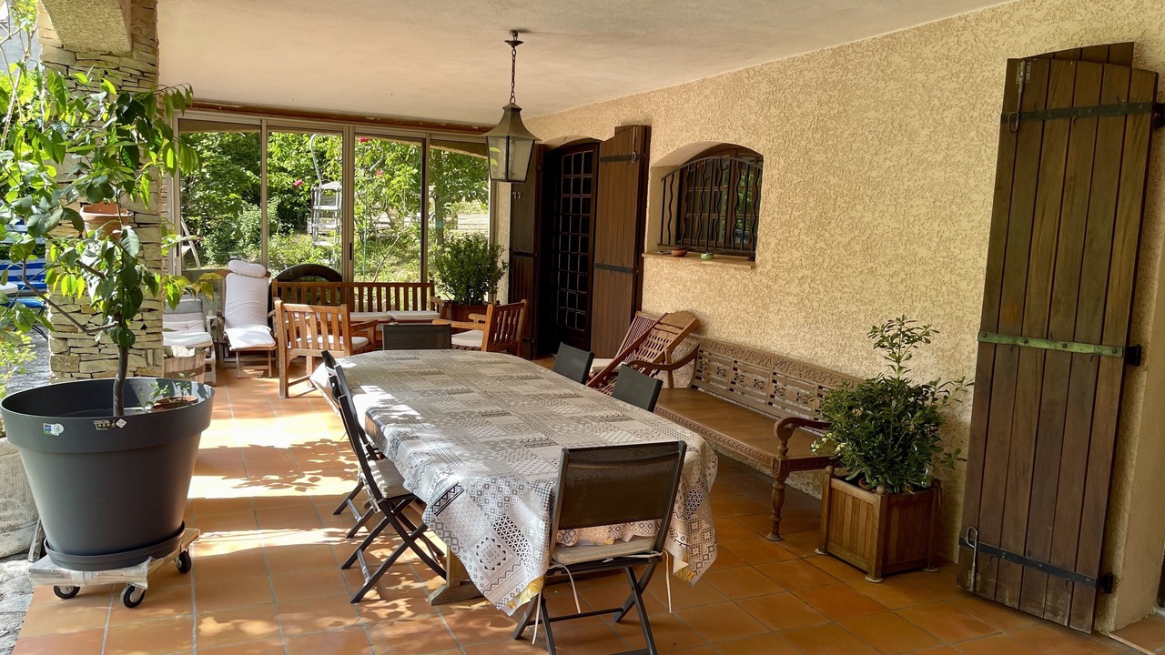 Photo of Outdoor in Simiane-Collongue