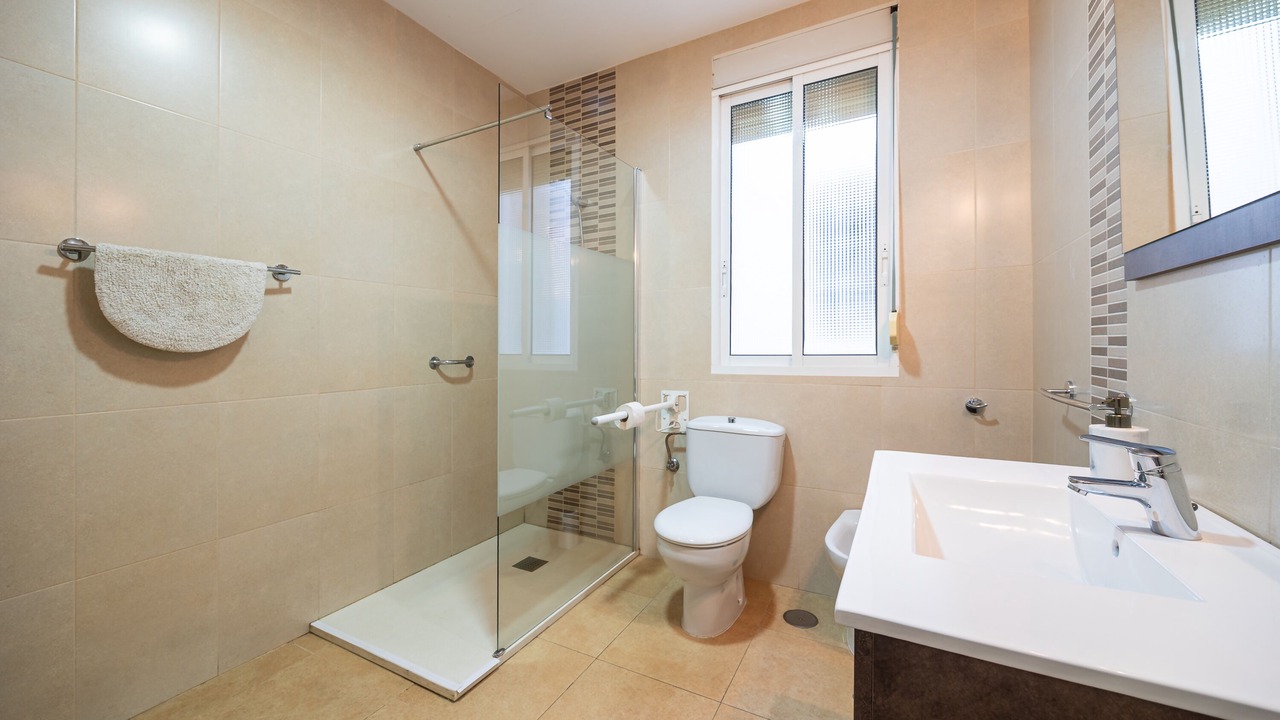 Photo of Bathroom in Centro Comercial