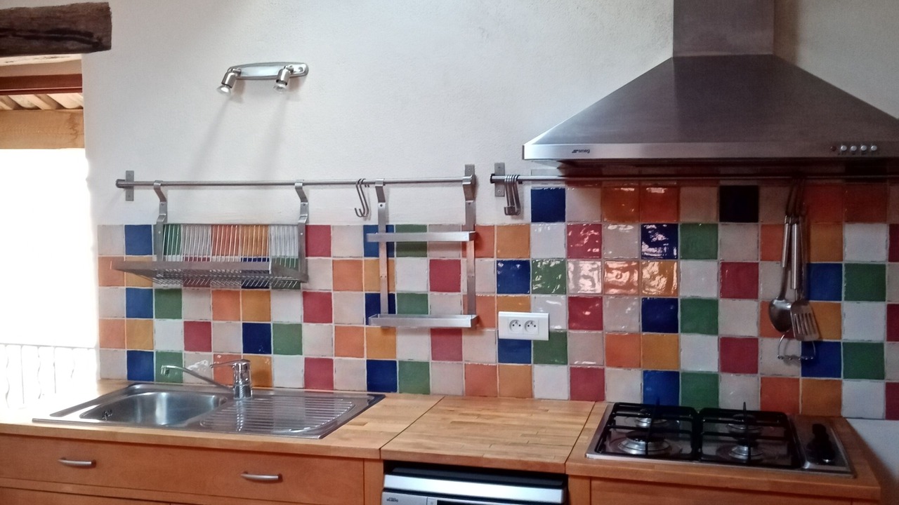 Photo of Kitchen in Saint-Andre-de-Roquepertuis