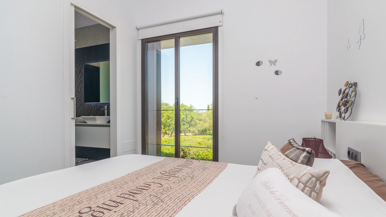 Photo of Bedroom in Ariany