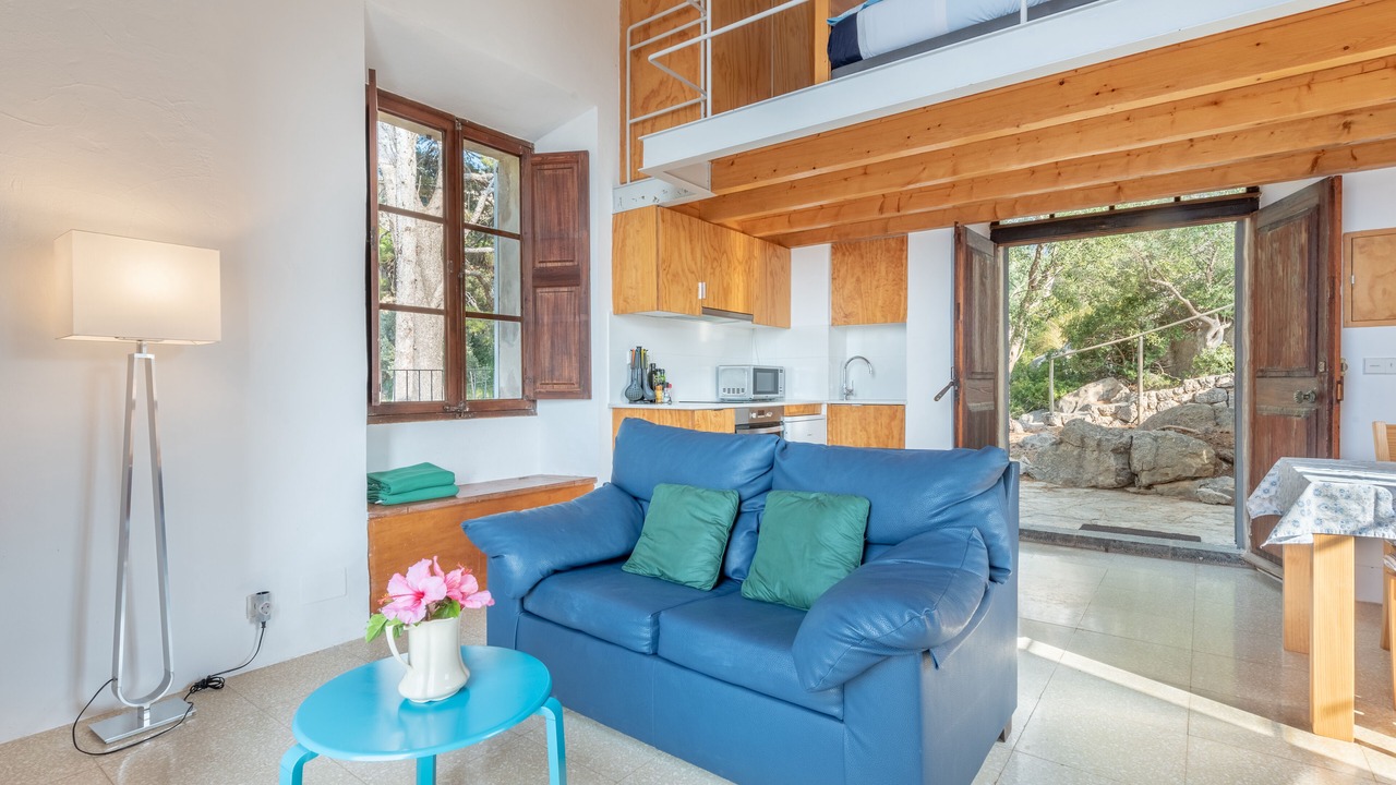 Photo of Livingroom in Deia