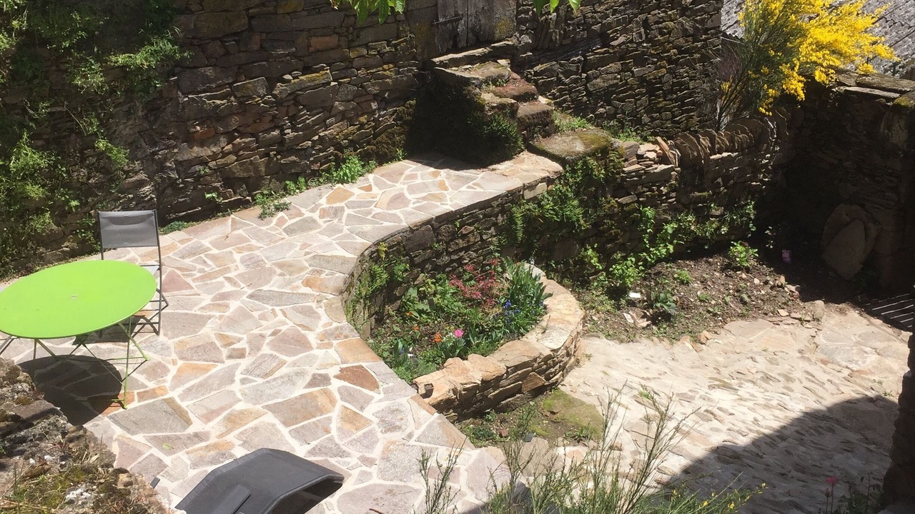 Photo of Outdoor in Saint-Laurent-d'Olt