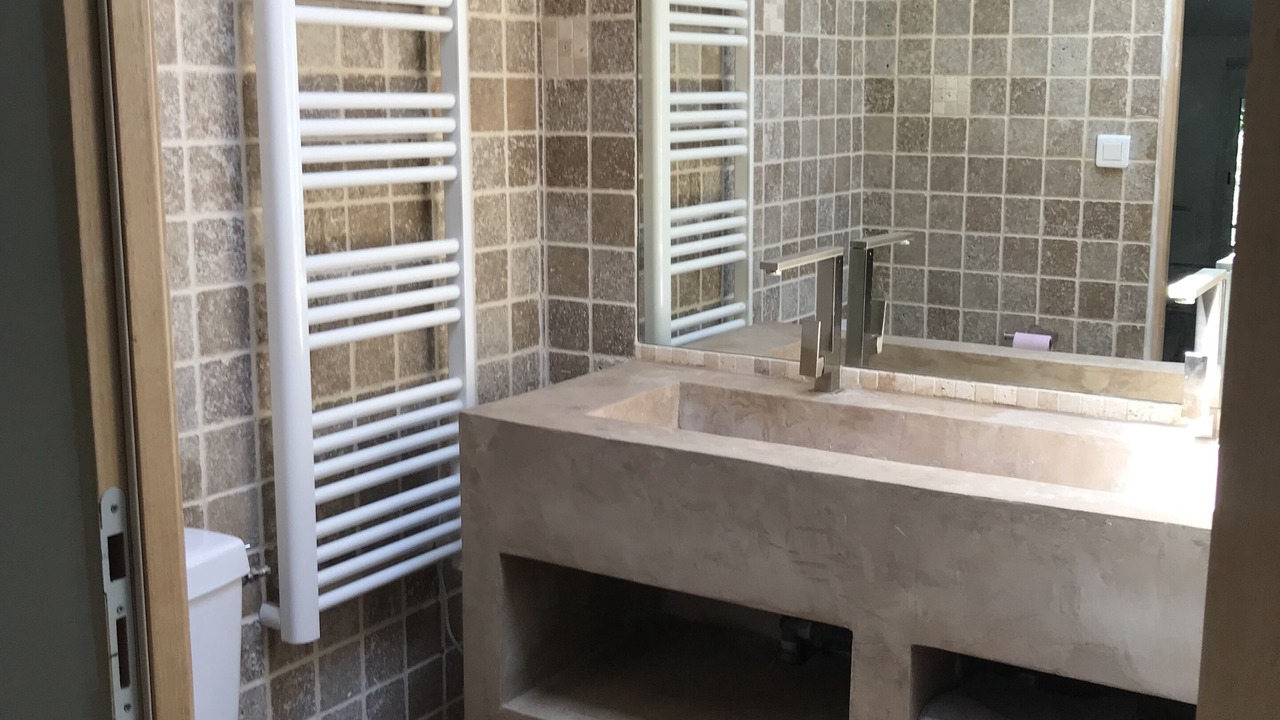 Photo of Bathroom in Cabannes