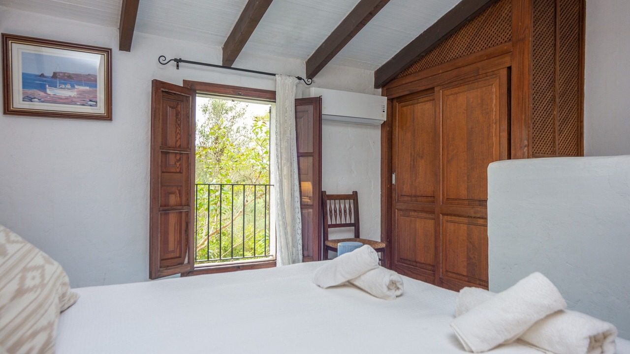 Photo of Bedroom in Campanet