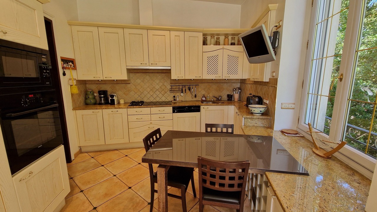 Photo of Kitchen in Sommieres