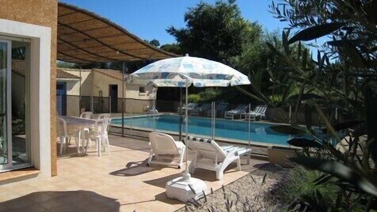 Photo of Outdoor in Arpaillargues-et-Aureillac