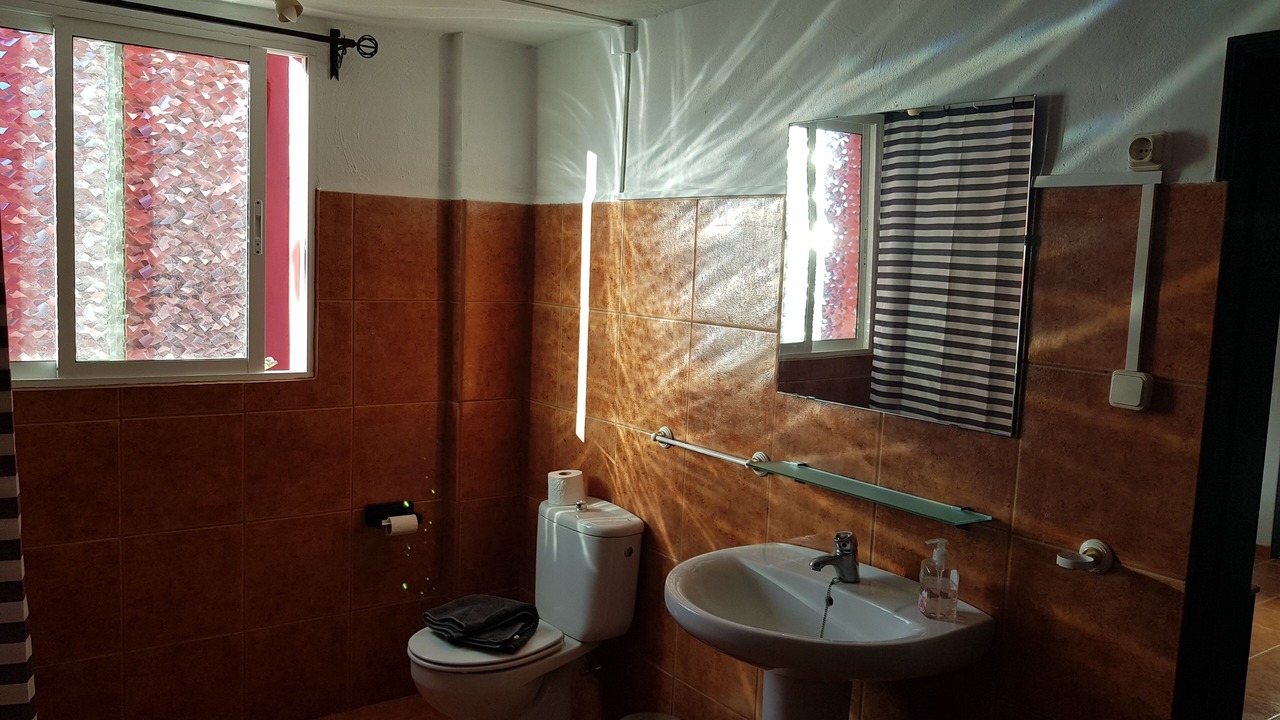 Photo of Bathroom in Arico