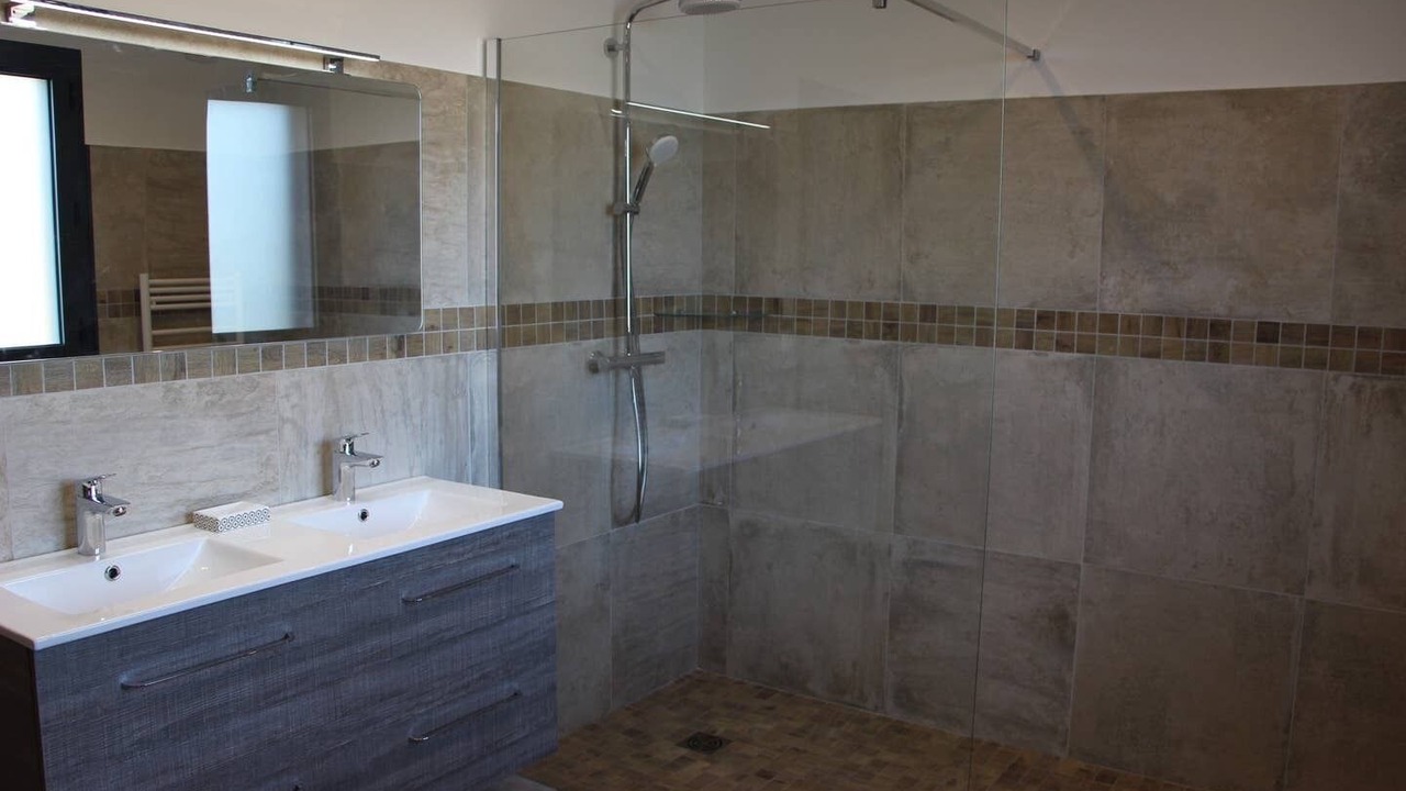 Photo of Bathroom in Roquevaire