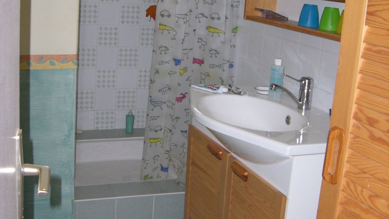 Photo of Bathroom in Croagnes