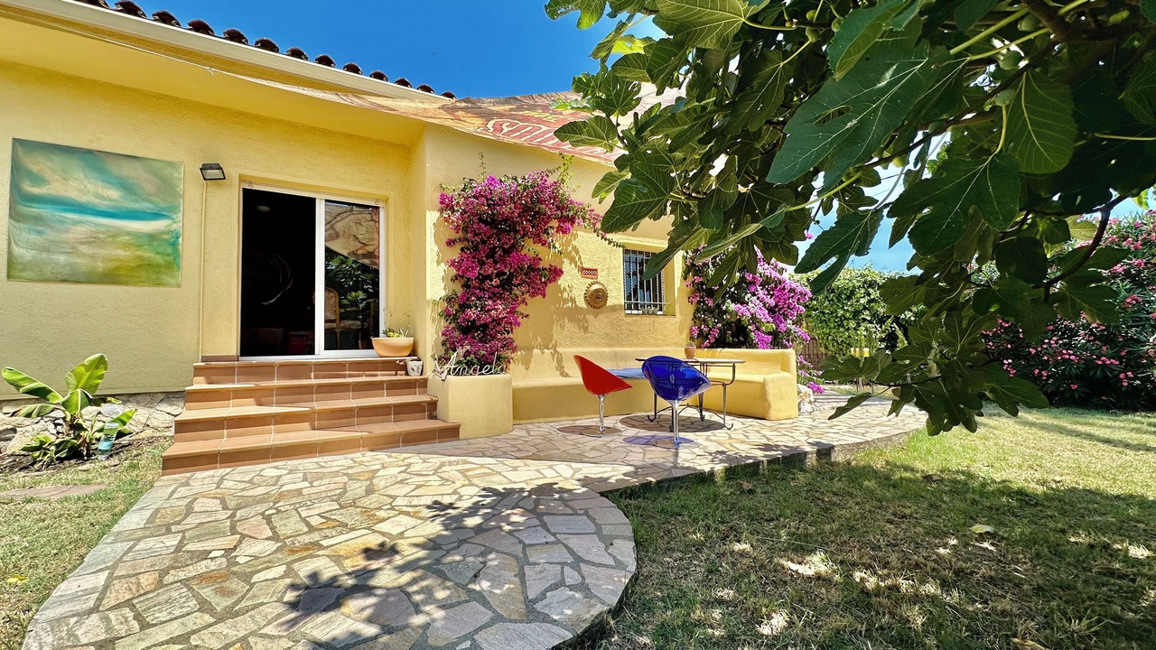 Photo of Patio Balcony in El Mas Bosca