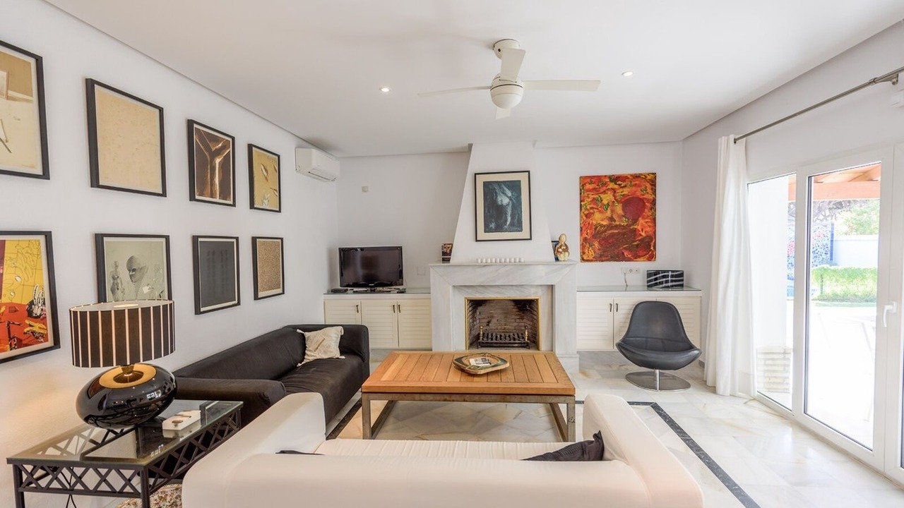 Photo of Livingroom in Cabo Roche
