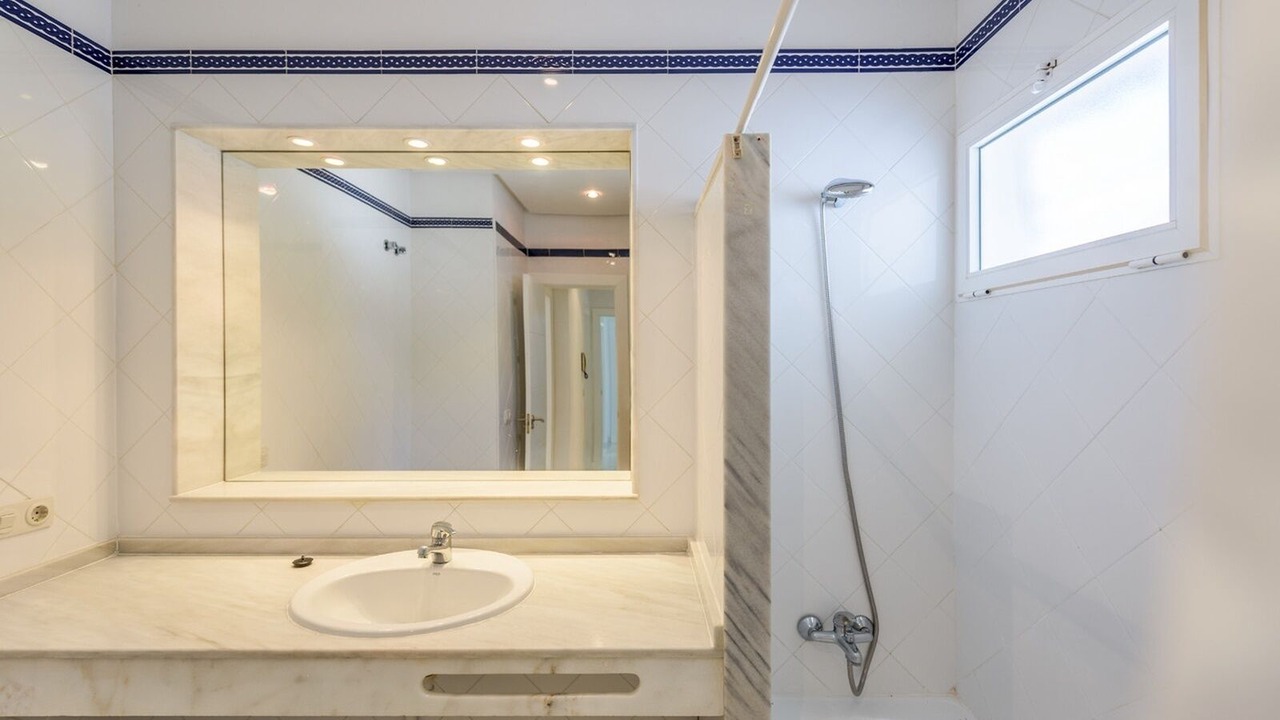 Photo of Bathroom in Cabo Roche