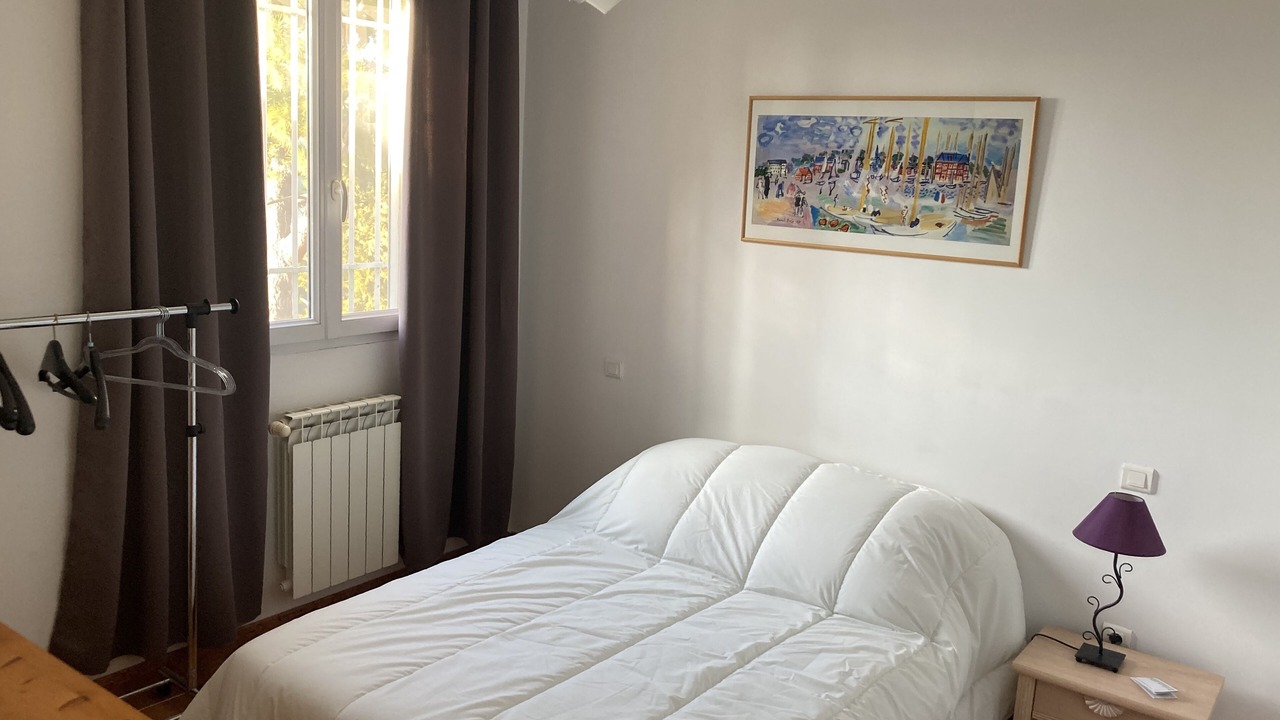 Photo of Bedroom in Cabannes
