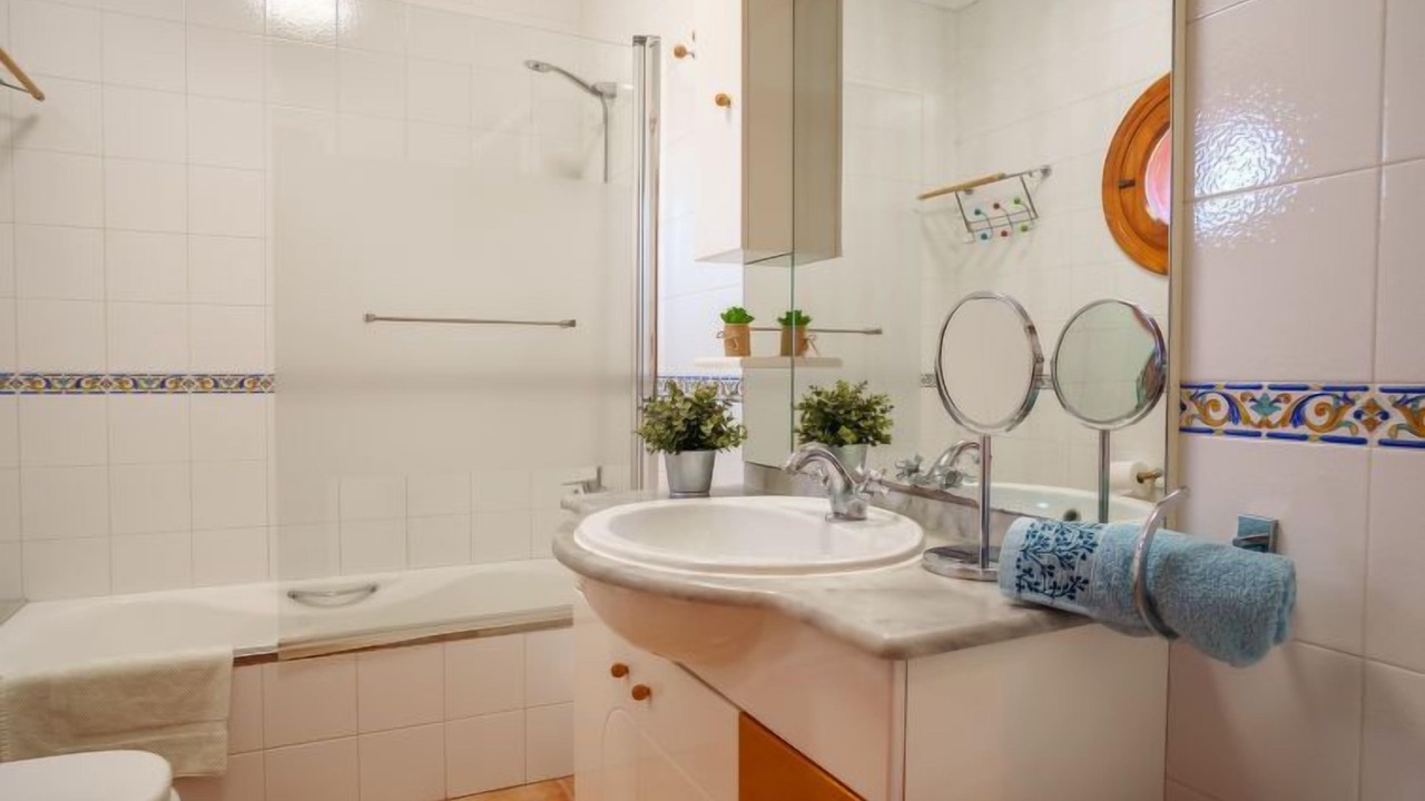 Photo of Bathroom in Portol