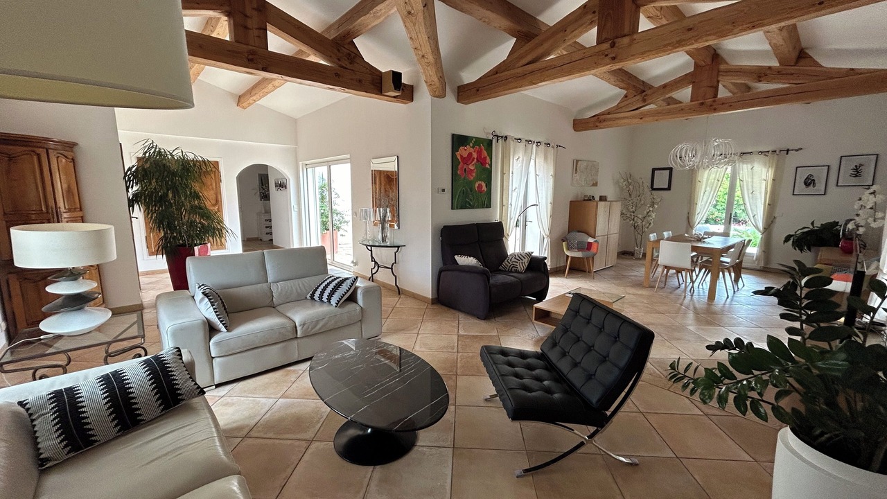 Photo of Livingroom in Moussac