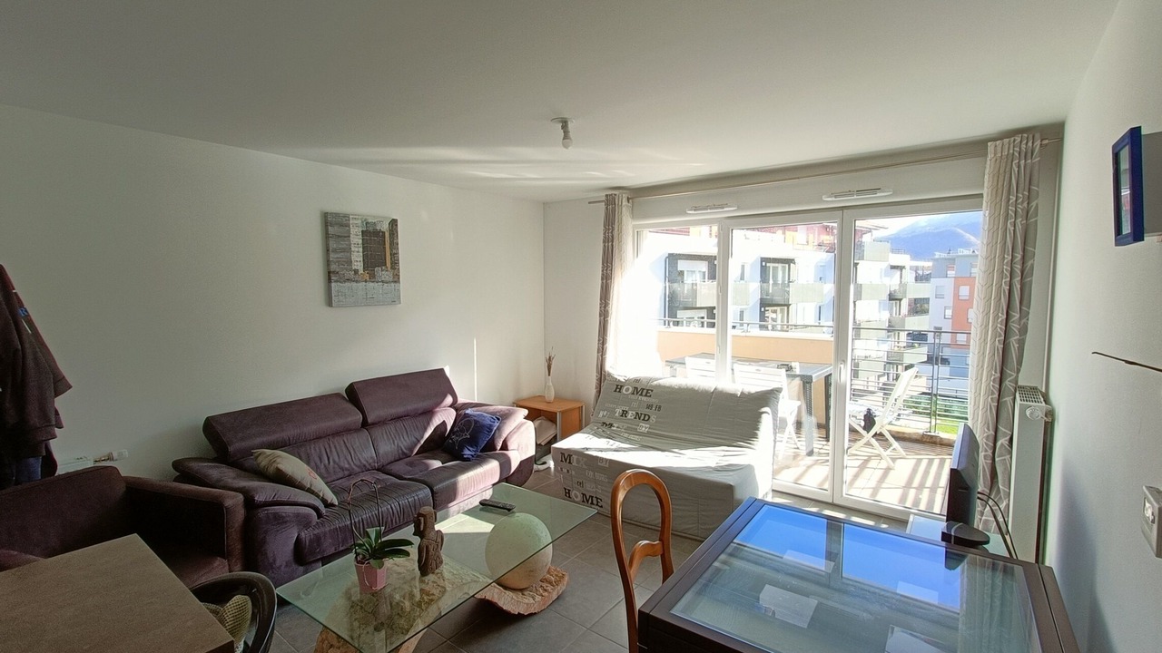 Photo of Livingroom in Bonneville