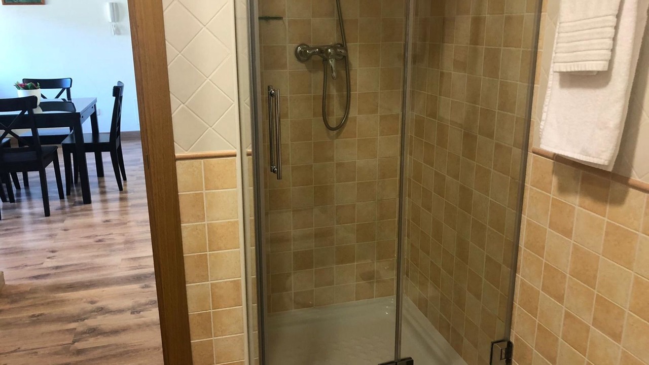 Photo of Bathroom in La Pradera de Navalhorno