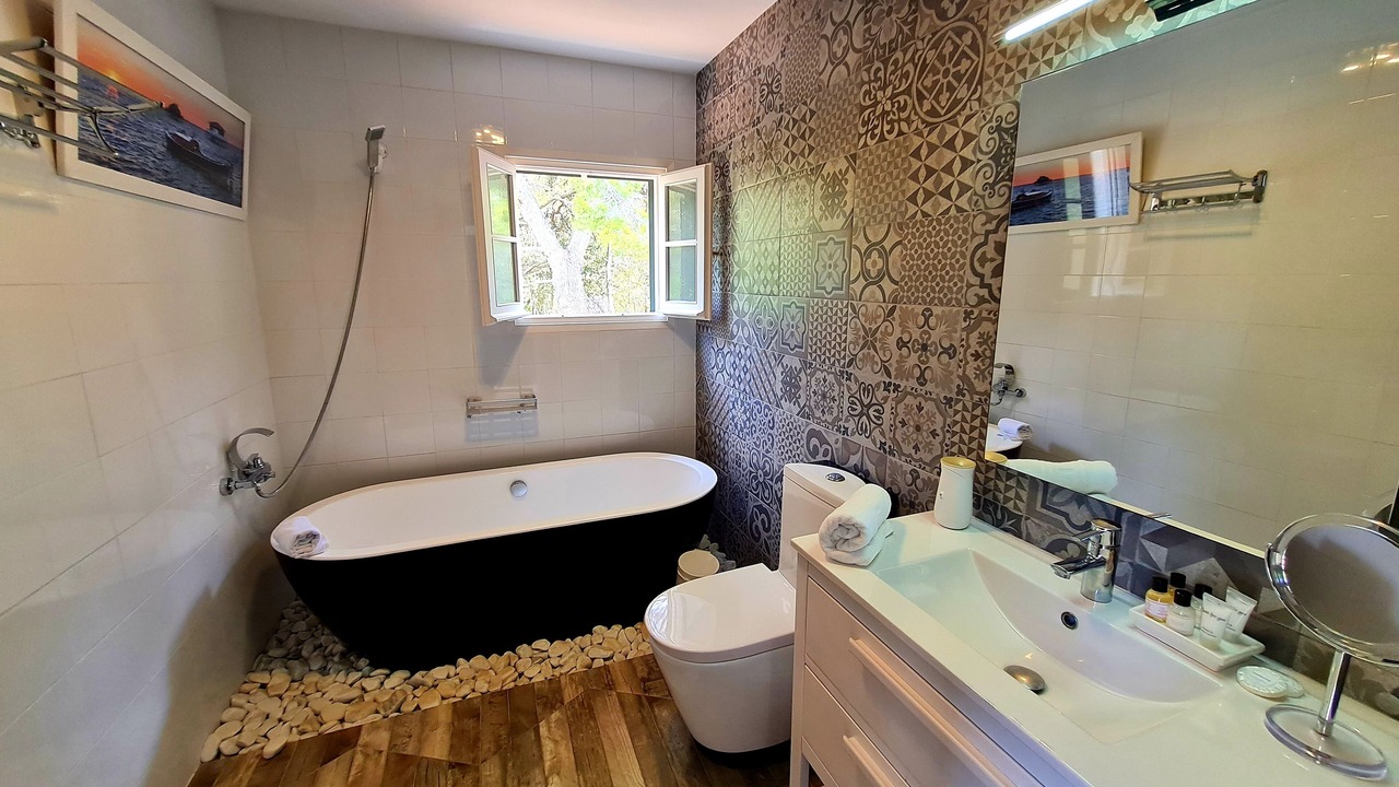 Photo of Bathroom in Cala Galdana