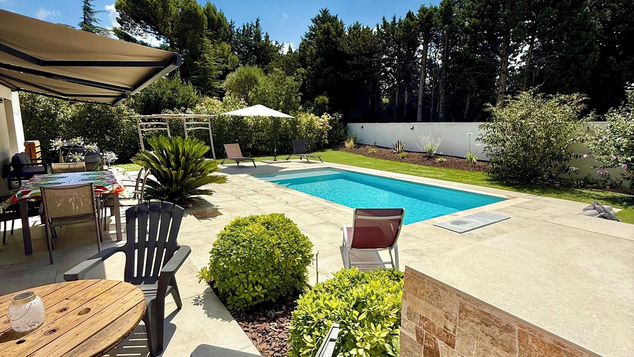 Photo of Outdoor in Chateauneuf-de-Gadagne